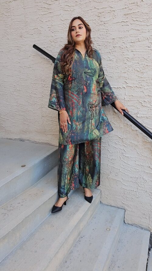 Peacock Crepe Cord Set