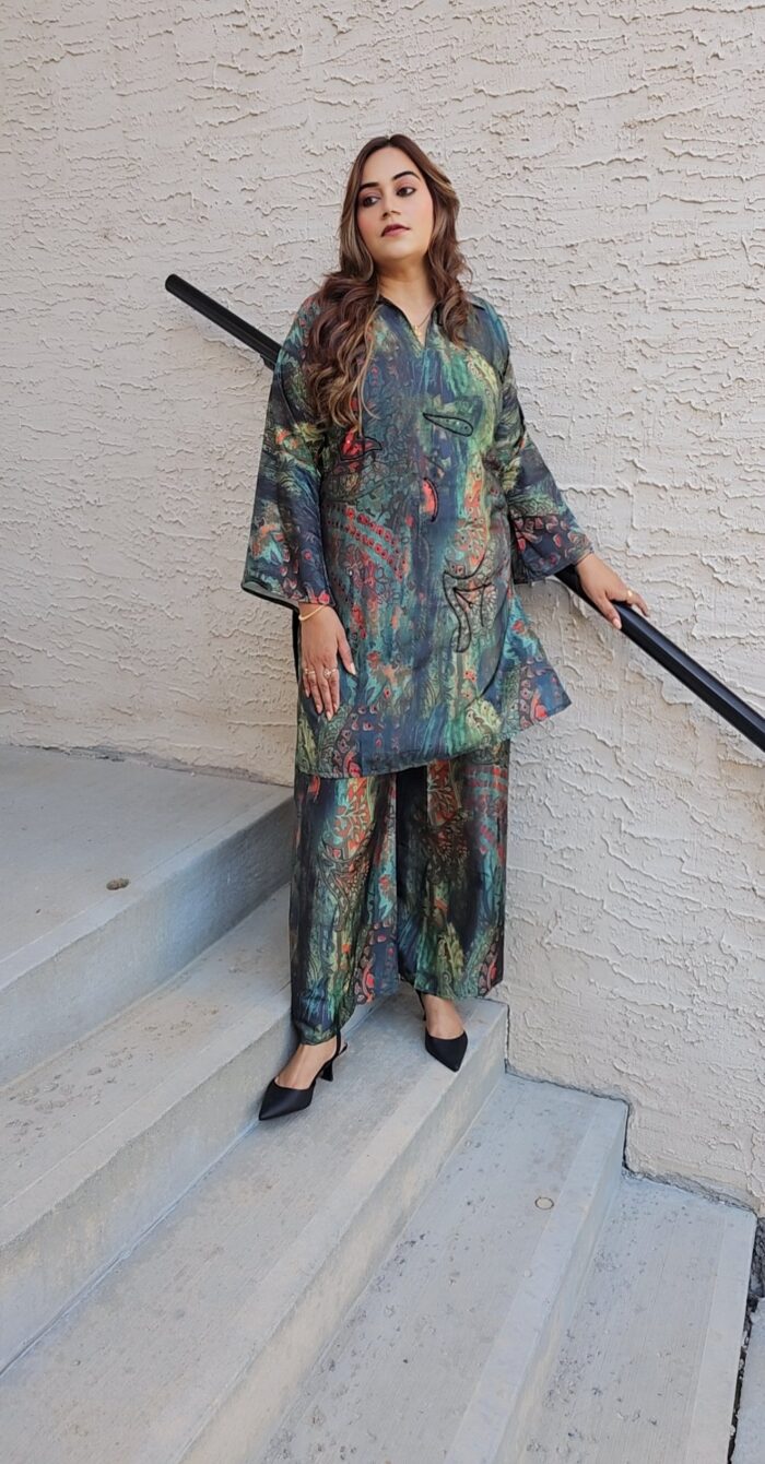 Peacock Crepe Cord Set