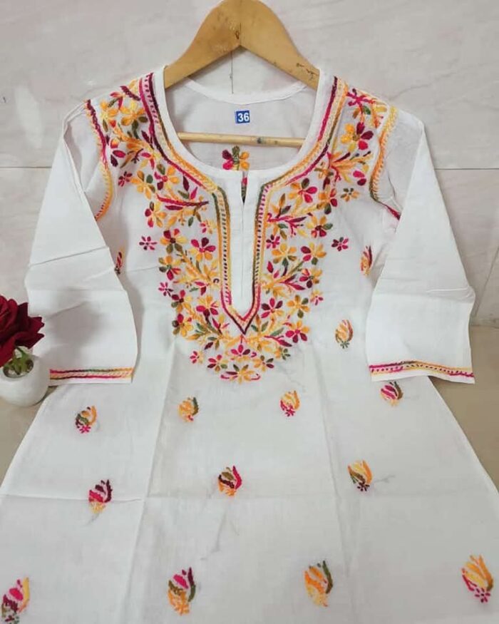 Lucknavi Multi-Thread Short Kurtis